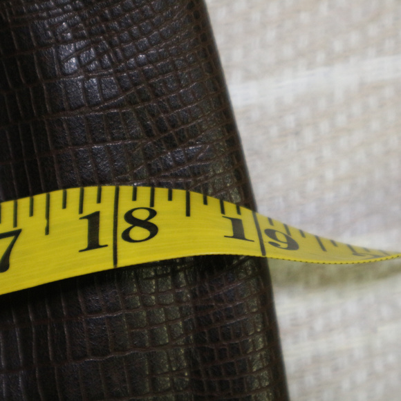 VTG LANNA Crocodile Embossed Leather Skirt - Picture 7 of 8